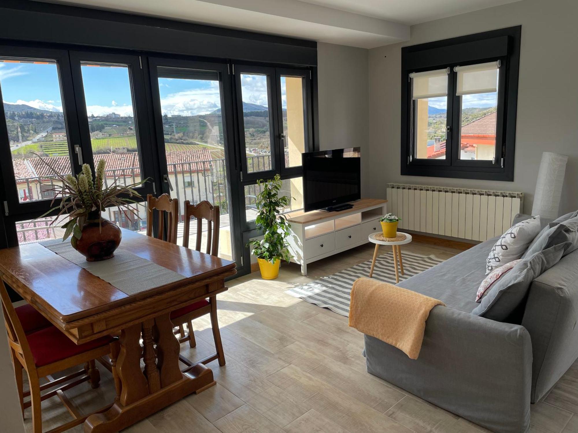 Apartamentos Montejurra Ayegui Dış mekan fotoğraf