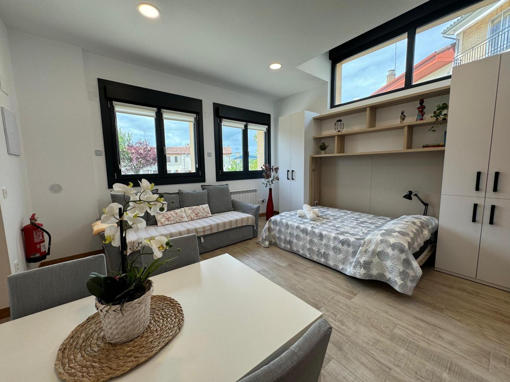Apartamentos Montejurra Ayegui Dış mekan fotoğraf